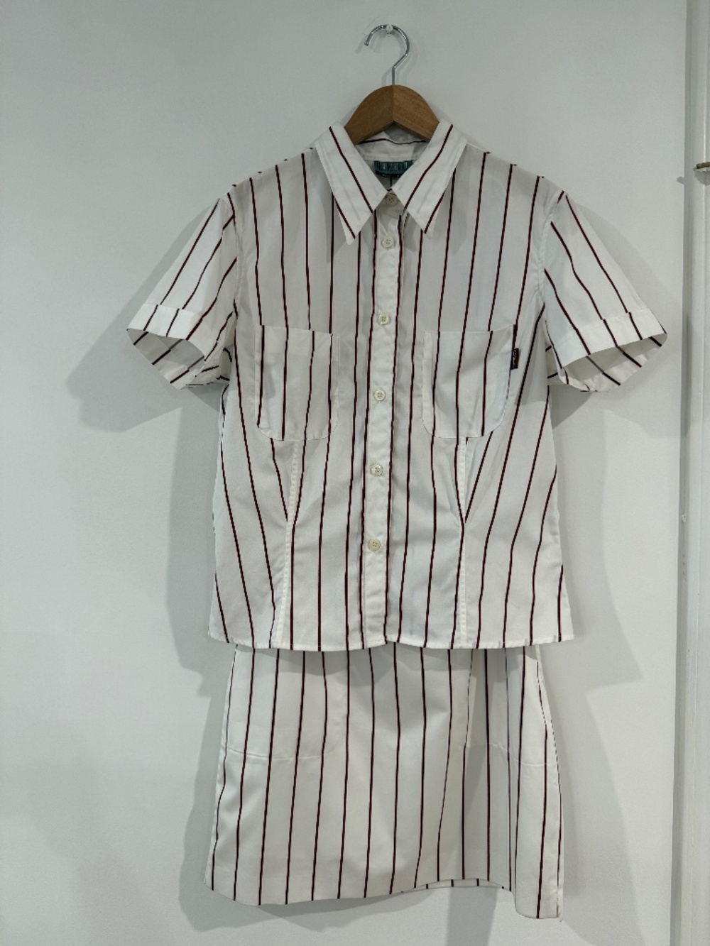 Gianfranco Ferre matching white shirt & mini skirt, cotton, US 8, made in Italy